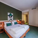 Grotta ホテル