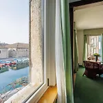 ホテル Grotta ラツィーゼ