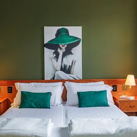 Grotta Отель 3*