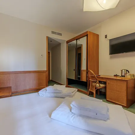 Grotta 3*
