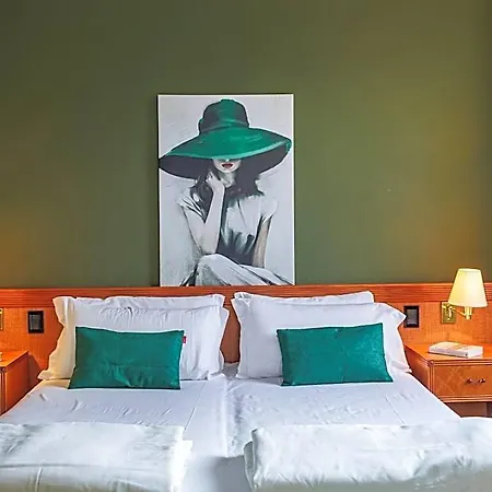 Grotta Hotell Lazise