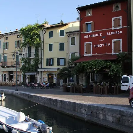 Hotel Grotta 3*